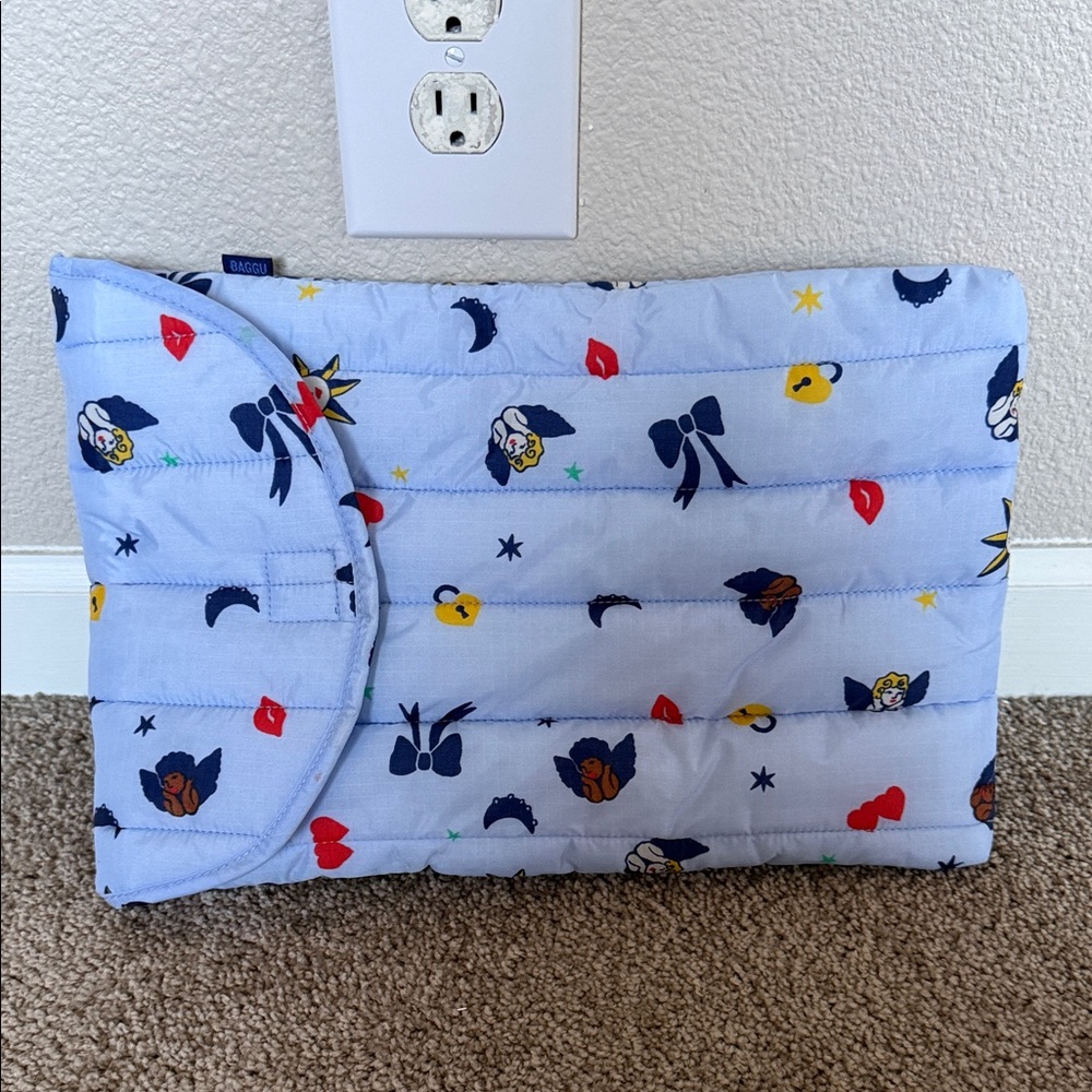 Baggu laptop case